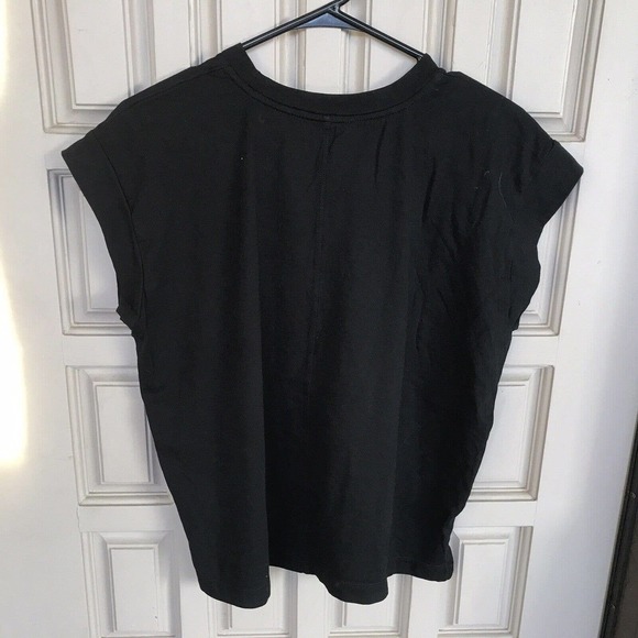 A New Day T Shirt SzM Boxy Black Short Sleeves Cropped NWOT - Picture 2 of 9